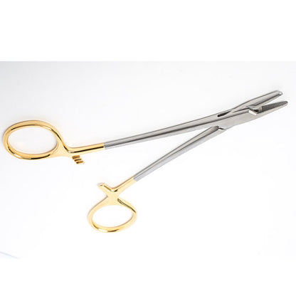 Mayo Hegar Needle Holders – 15.9-41 cm Serrated Jaw Suture Control