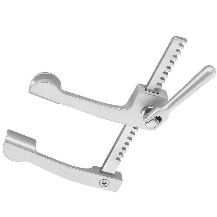 Cooley Neonatal Sternal Retractor