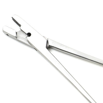 Cruciate Needle Holder